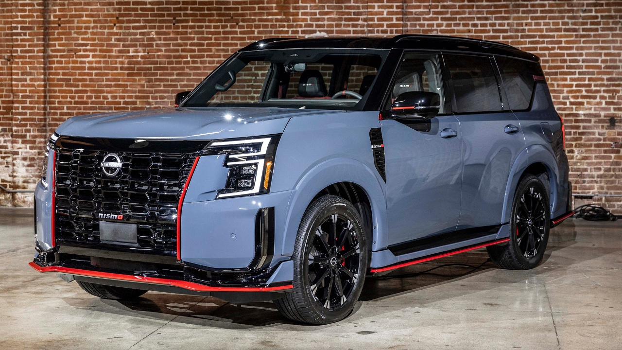 vue latérale avant d'un Nissan Armada 2026